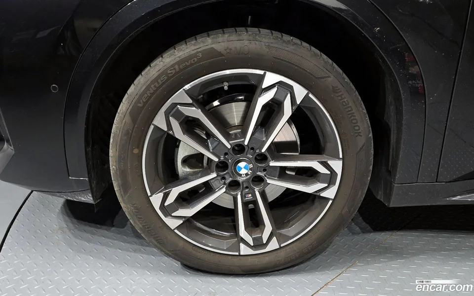 BMW X2 xDrive20i M 2025 — миниатюра 5