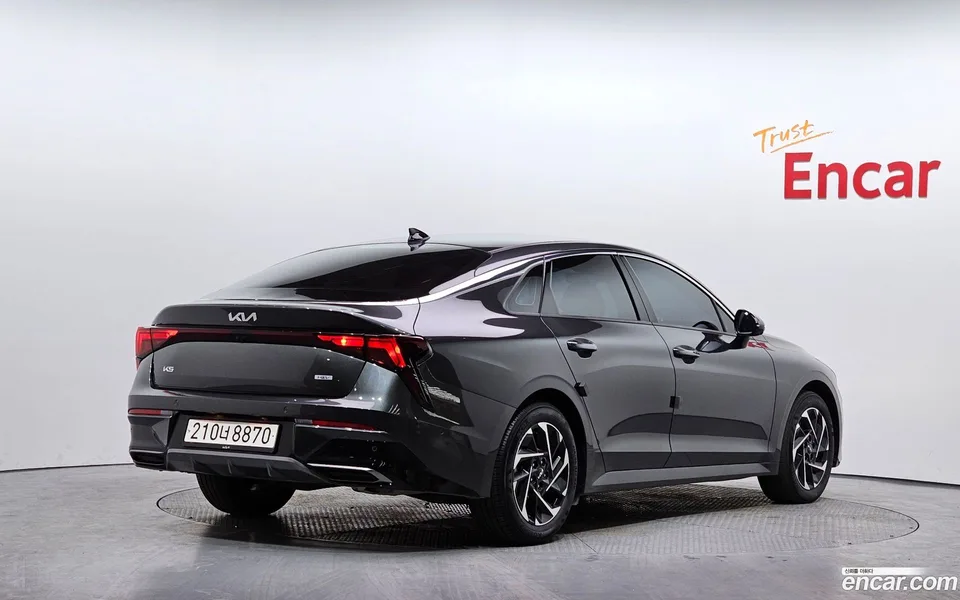 Kia K5 Hybrid 2024 — миниатюра 2