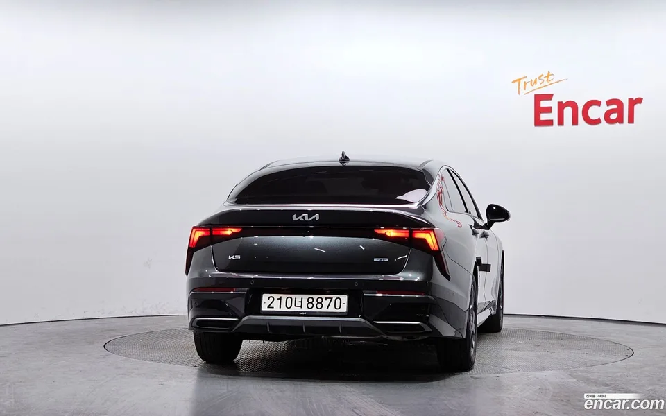 Kia K5 Hybrid 2024 — миниатюра 4