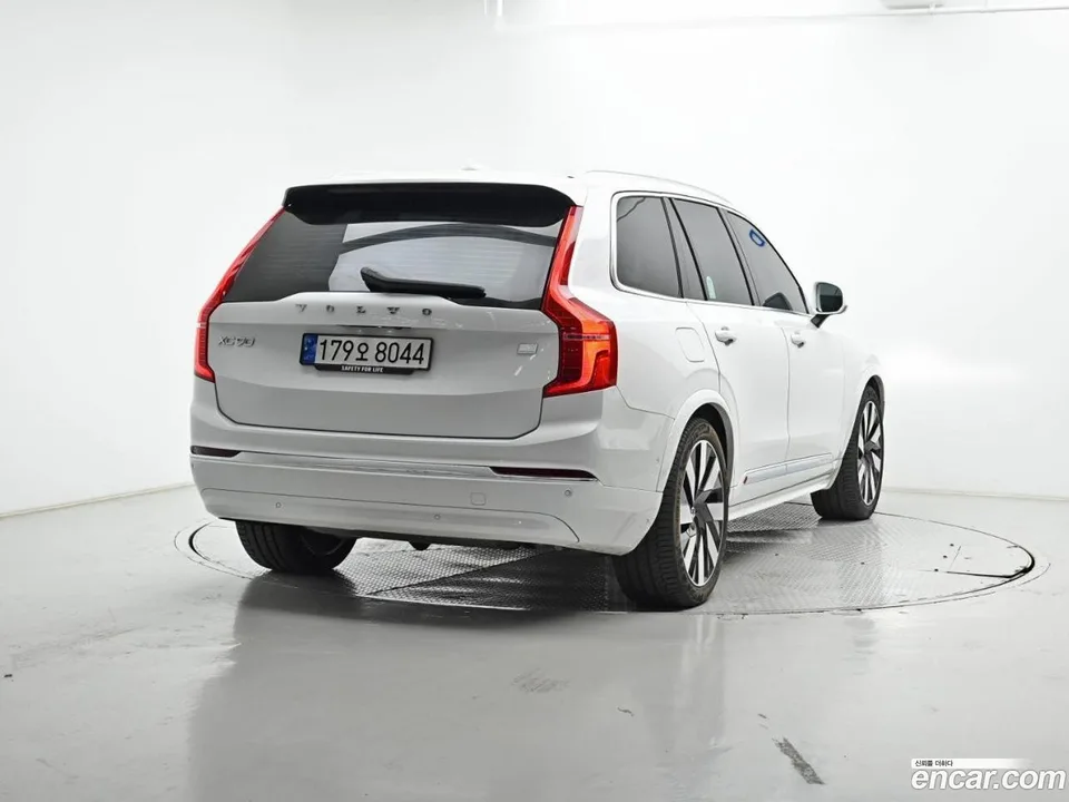 Volvo XC90 T8 2024 — миниатюра 2