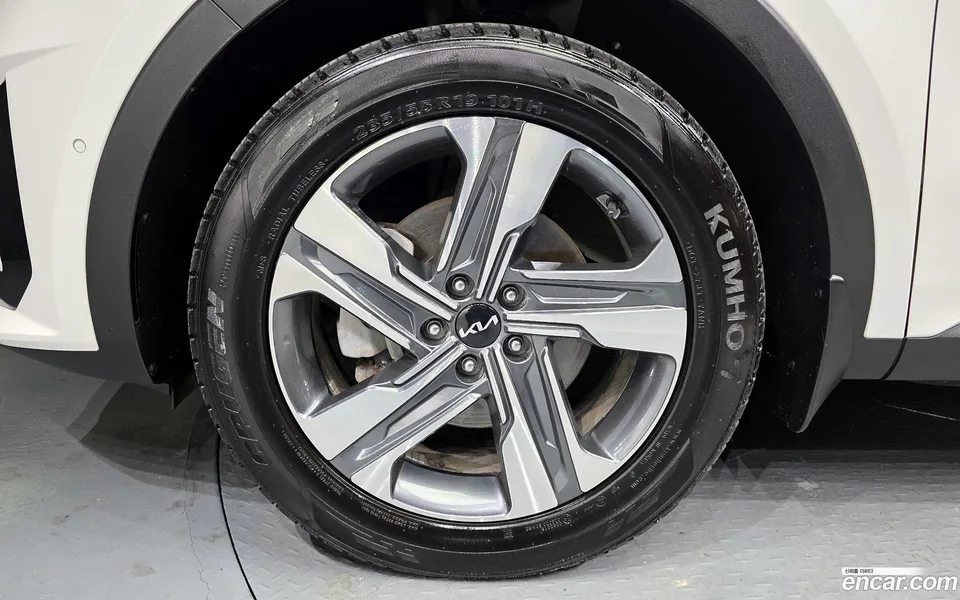 Kia Sorento HEV 1.6 2WD 2023 — миниатюра 5