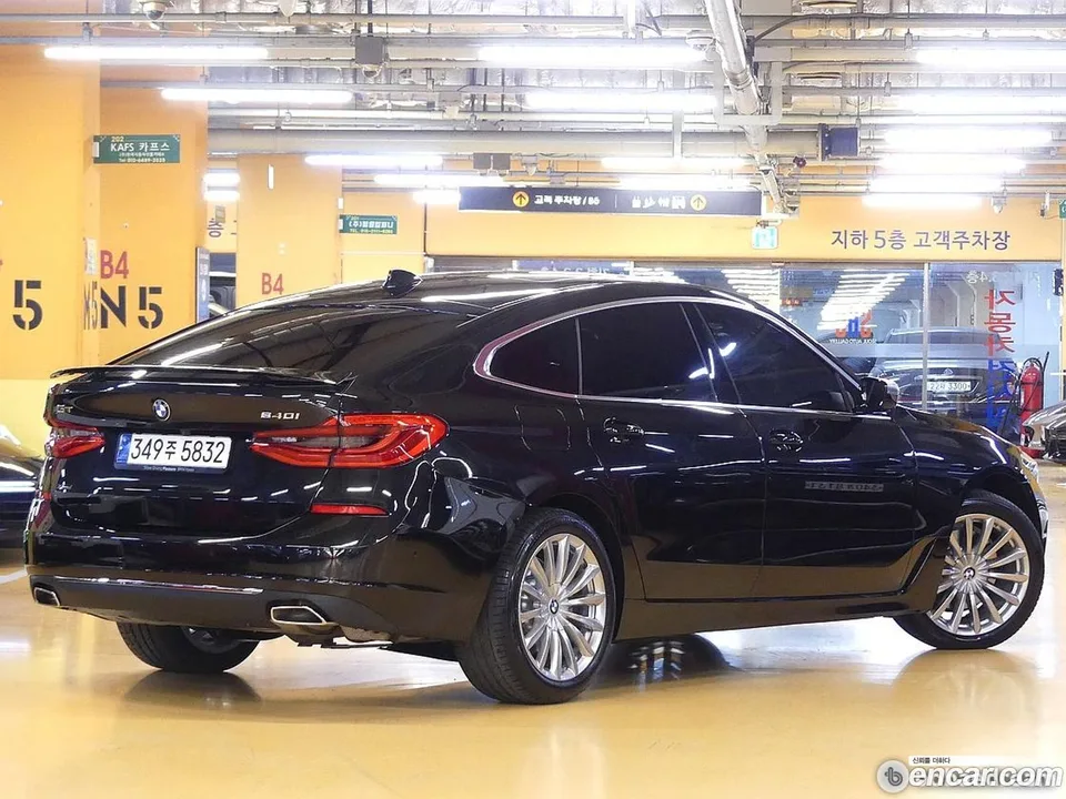 BMW 6 Series GT 630i xDrive 2024 — миниатюра 3