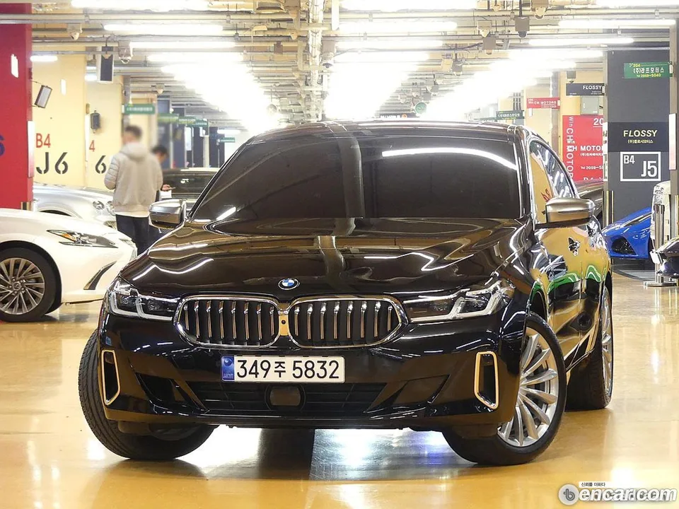 BMW 6 Series GT 630i xDrive 2024 — фото 1, купить с доставкой в Москву