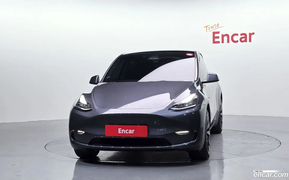 Tesla Model Y AWD 2022 — миниатюра 3