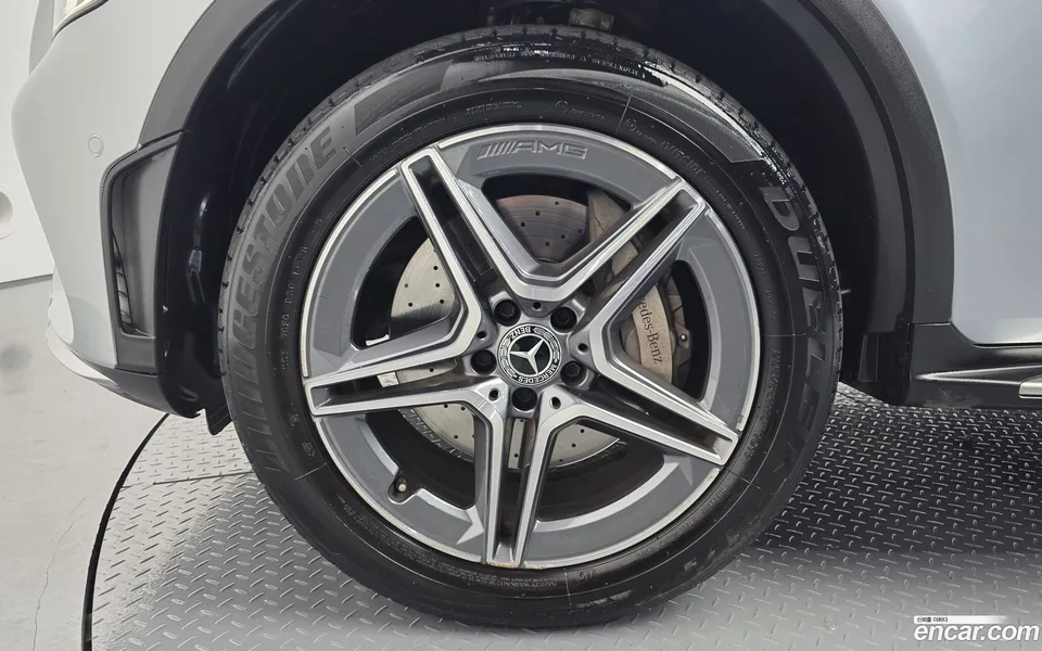 Mercedes-Benz GLC-Class GLC300e 4MATIC 2022 — миниатюра 5