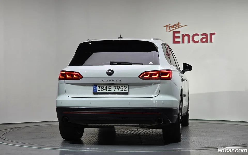 Volkswagen Touareg 3.0 TDI 2023 — миниатюра 4