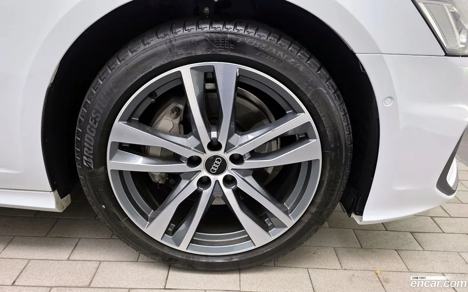 Audi A6 45 TFSI 2022 — миниатюра 5