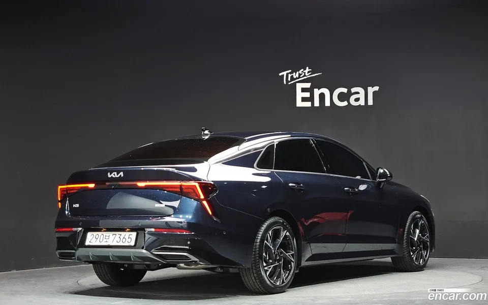 Kia K5 Hybrid 2025 — миниатюра 2