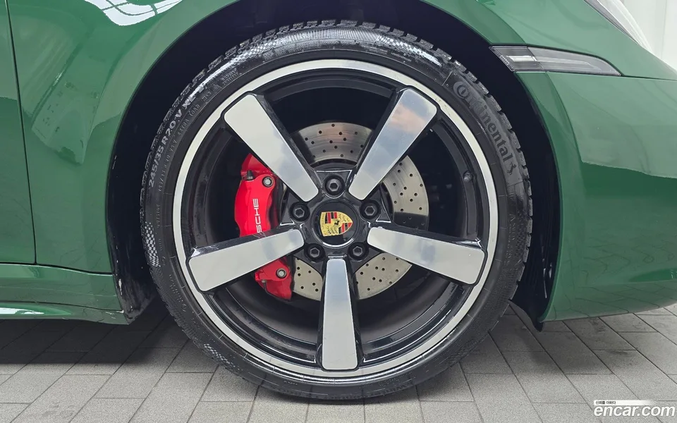 Porsche 911 (992) 4S 2024 — миниатюра 5