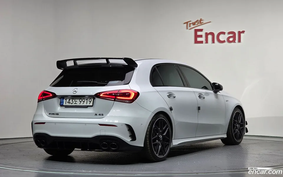 Mercedes-Benz A-Class AMG A45 4MATIC+ 2022 — миниатюра 2