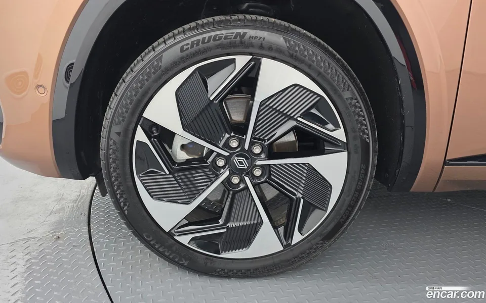 Renault Samsung Grand Koleos 1.5 E-TECH 2WD 2024 — миниатюра 5