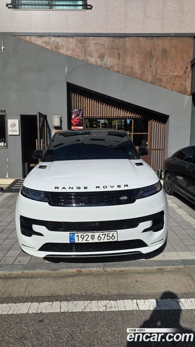 Land Rover Range Rover Sport P360 AB 2023 — фото 1, купить с доставкой в Москву