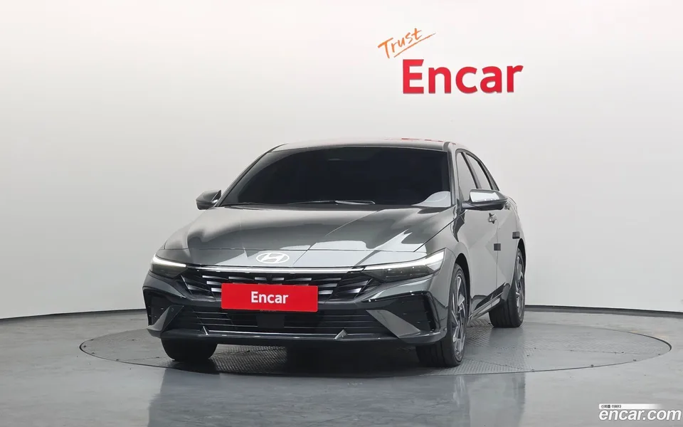 Hyundai Avante CN7 Hybrid 2025 — миниатюра 3
