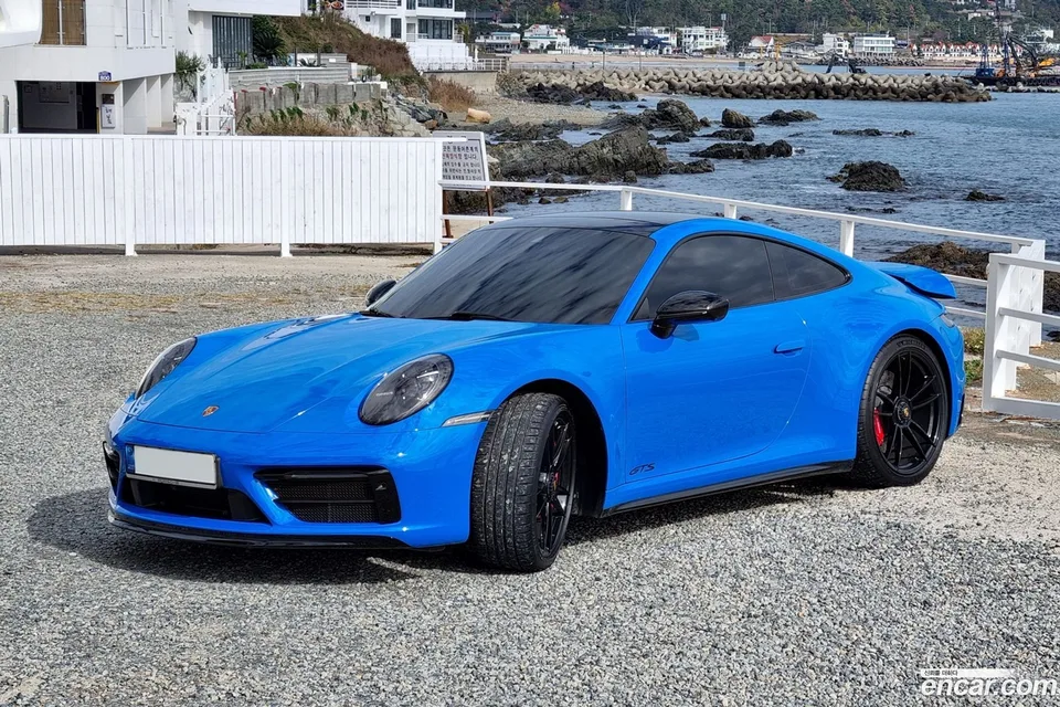 Porsche 911 (992) 4 GTS 2022 — миниатюра 5