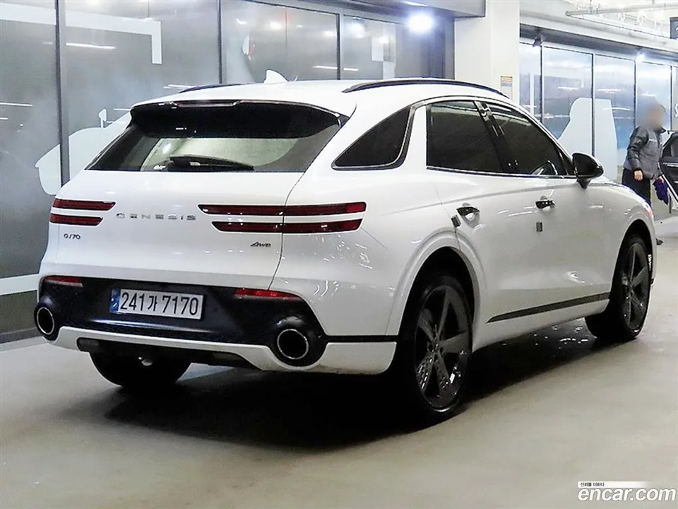Genesis GV70 2.5T 2WD 2022 — миниатюра 4