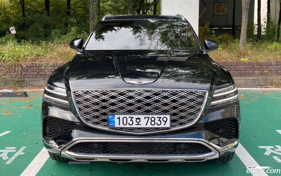 Genesis GV80 2.5T AWD 2024 — фото 1, купить с доставкой в Москву