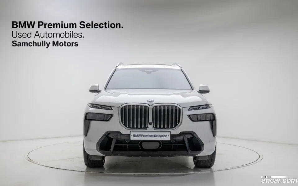 BMW X7 xDrive 40i M 6 2024 — миниатюра 2