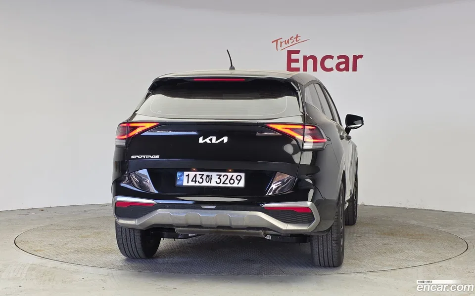 Kia Sportage 1.6 2WD 2022 — миниатюра 4