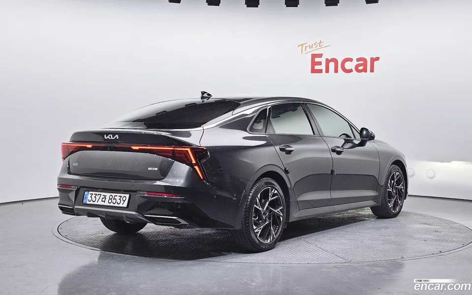 Kia K5 Hybrid 2024 — миниатюра 2