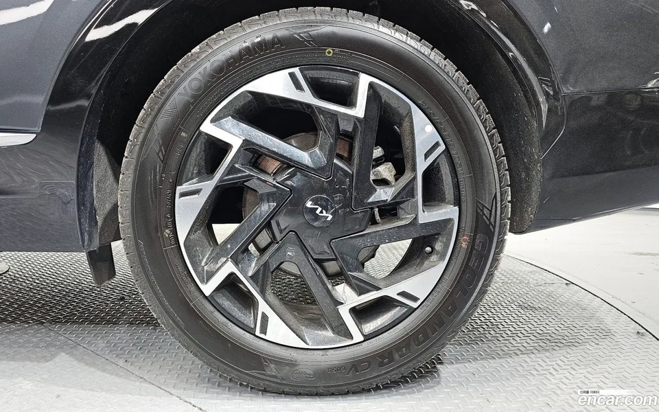 Kia Sportage 1.6 2WD 2023 — миниатюра 5