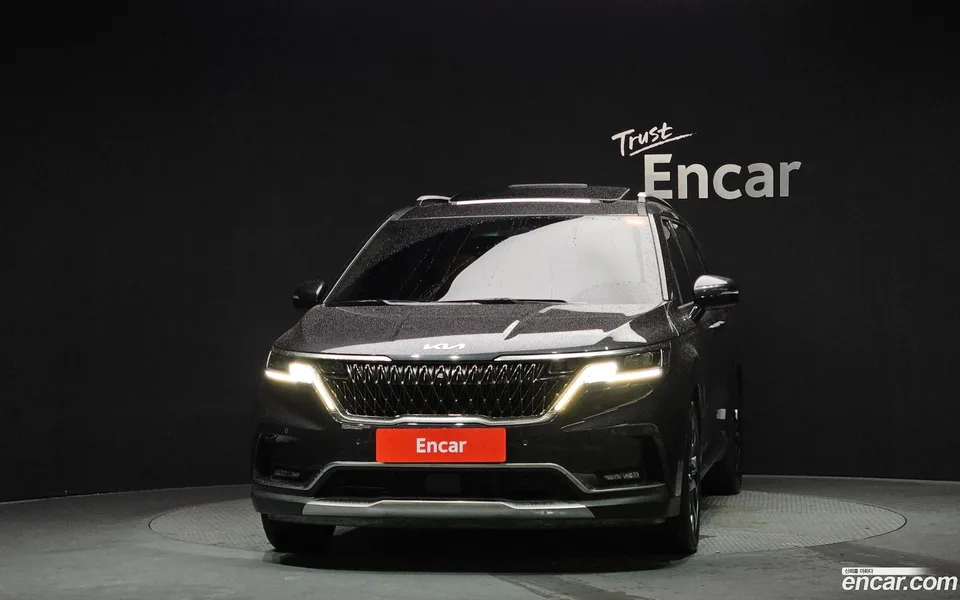 Kia Carnival 7 2022 — миниатюра 3