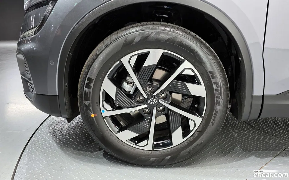 Renault Samsung QM6 2.0 GDe RE 2WD 2026 — миниатюра 5