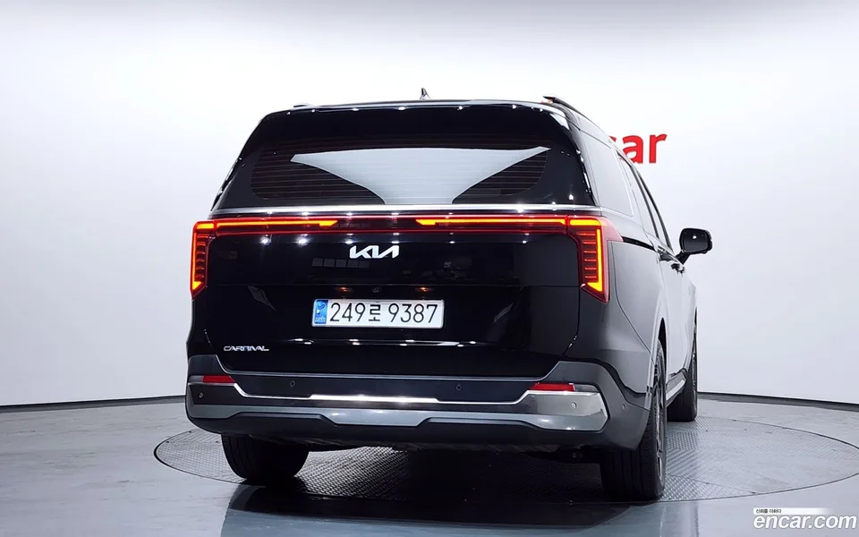 Kia Carnival 7 2023 — миниатюра 4