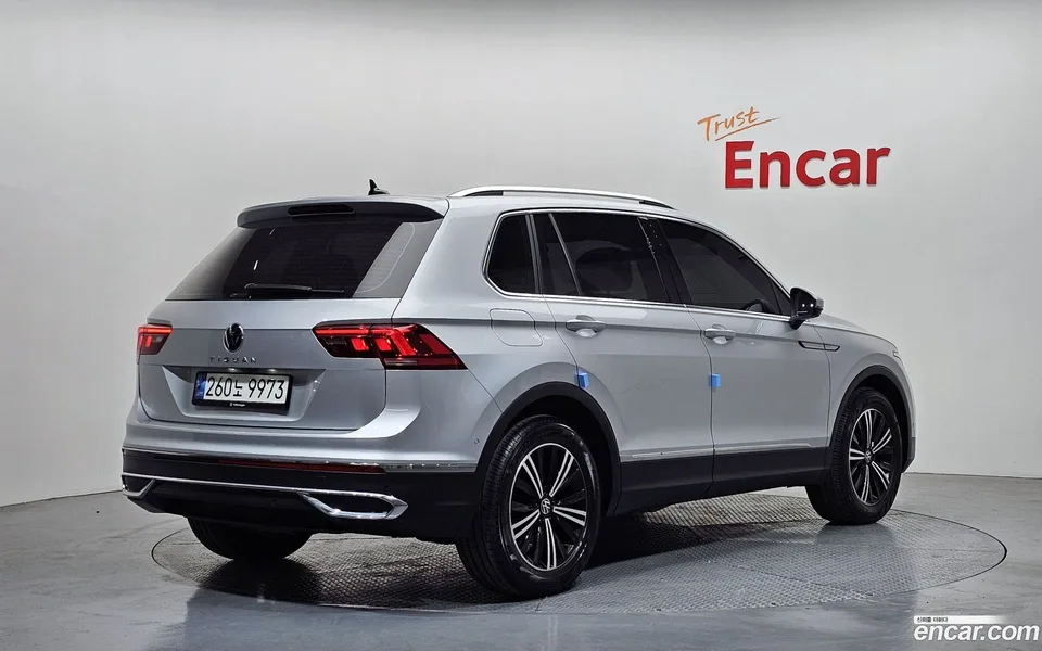 Volkswagen Tiguan 2.0 TDI 2022 — миниатюра 2