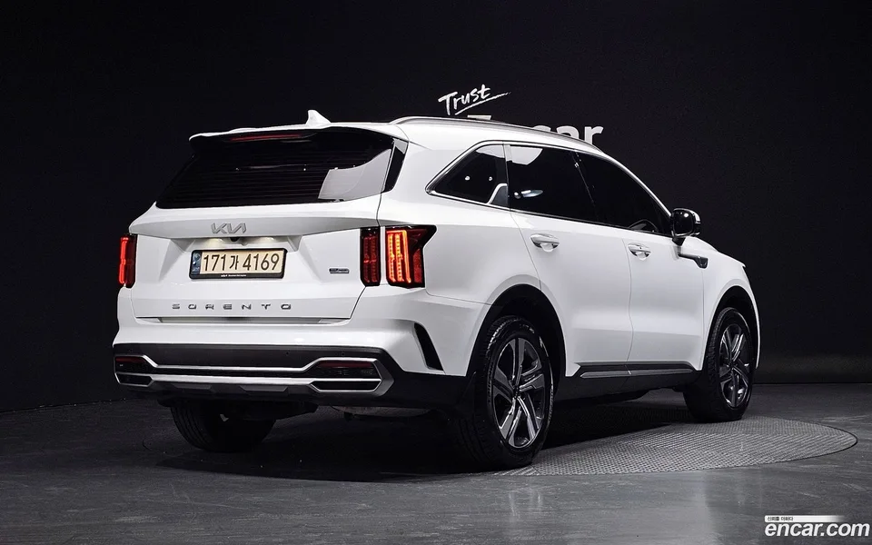 Kia Sorento HEV 1.6 2WD 2022 — миниатюра 2