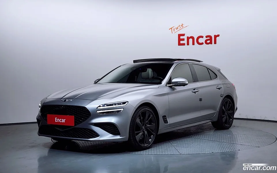 Genesis G70 Shooting Brake 2.0T 4WD 2022 — фото 1, купить с доставкой в Москву