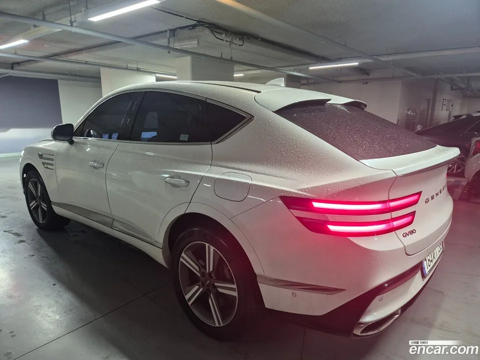 Genesis GV80 Coupe 2.5T AWD 2024 — миниатюра 2
