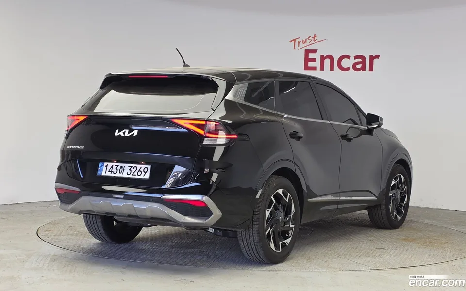 Kia Sportage 1.6 2WD 2022 — миниатюра 2