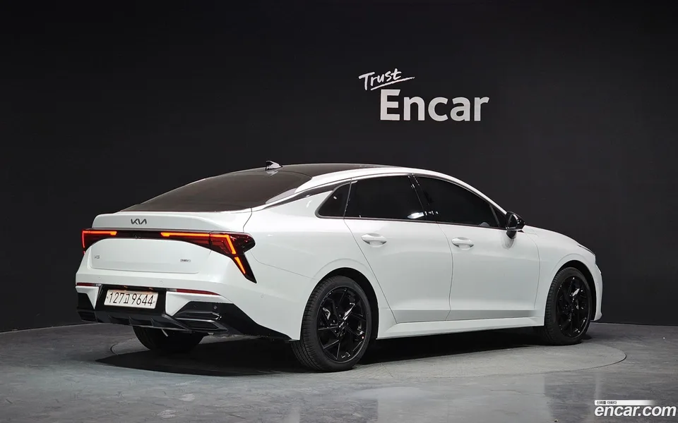 Kia K5 Hybrid 2024 — миниатюра 2