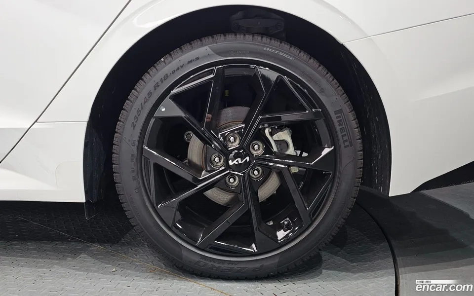 Kia K5 Hybrid 2024 — миниатюра 5
