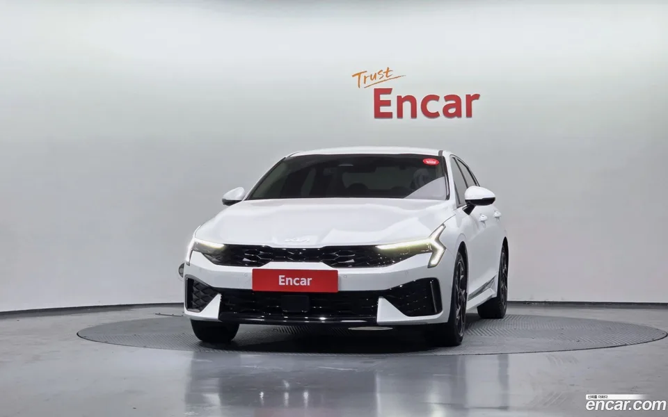 Kia K5 Hybrid 2025 — миниатюра 3
