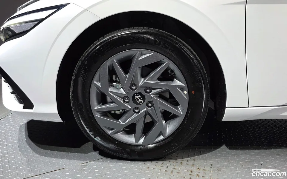 Hyundai Avante CN7 1.6 2025 — миниатюра 5