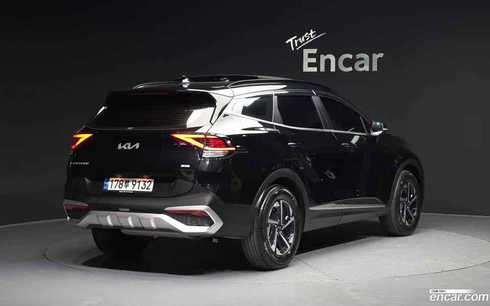 Kia Sportage Hybrid 4WD 2022 — миниатюра 2
