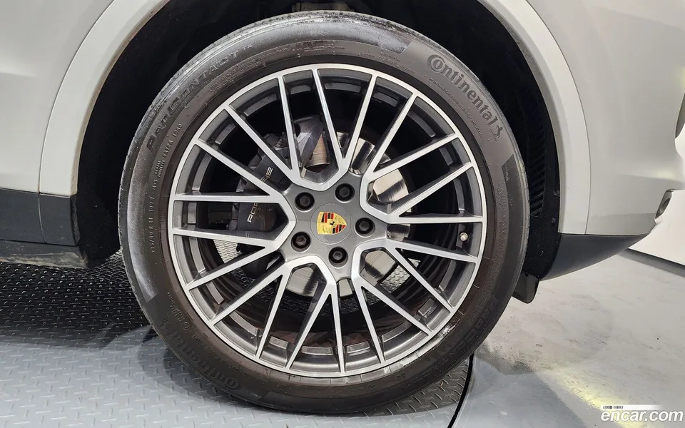 Porsche Cayenne 3.0 2022 — миниатюра 5