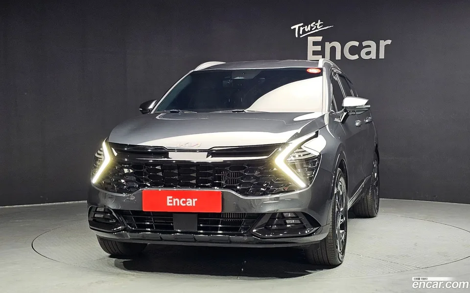 Kia Sportage 1.6 2WD 2023 — миниатюра 3