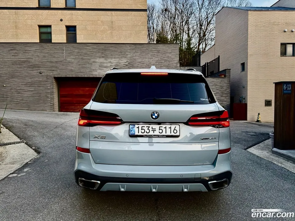 BMW X5 xDrive 40i M 2024 — миниатюра 2