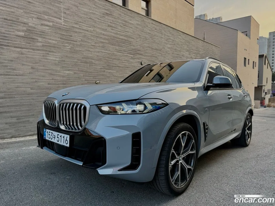 BMW X5 xDrive 40i M 2024 — миниатюра 3