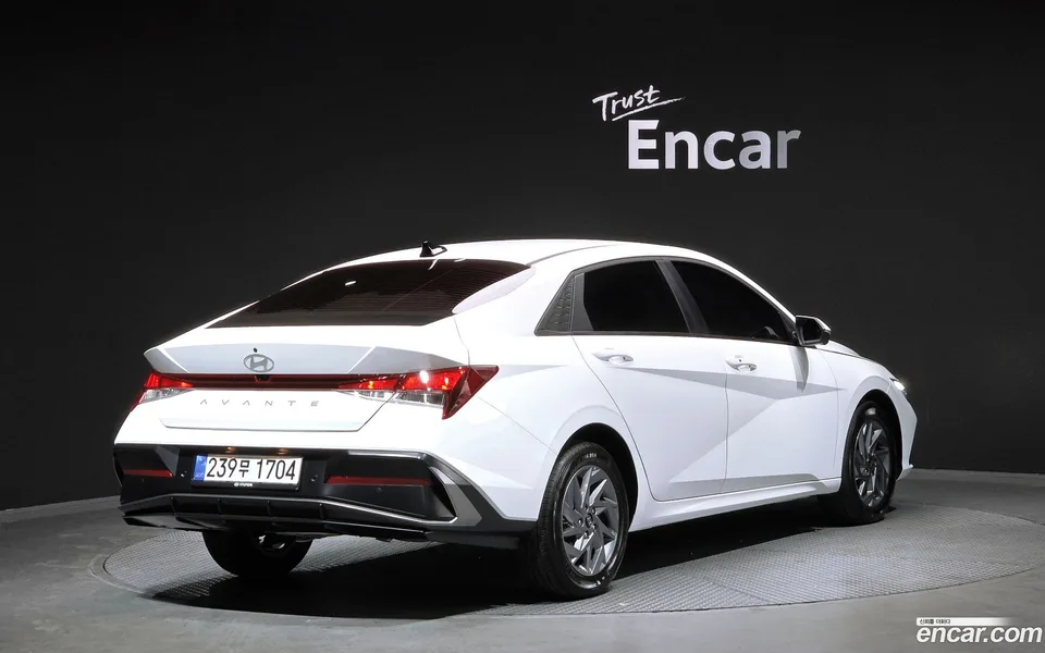 Hyundai Avante CN7 1.6 2025 — миниатюра 2