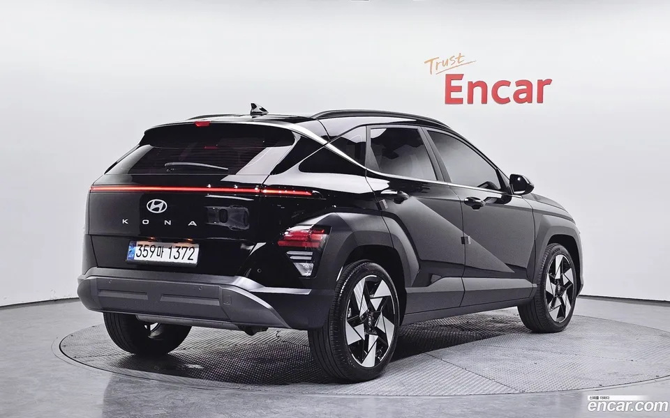 Hyundai Kona 1.6 2WD 2023 — миниатюра 2