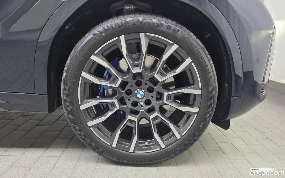 BMW X6 xDrive40i M 2025 — миниатюра 5