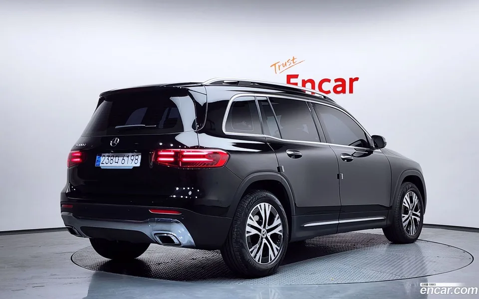 Mercedes-Benz GLB-Class GLB200 d 2024 — миниатюра 2