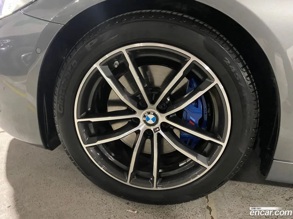 BMW 5 Series 520i M 2022 — миниатюра 4