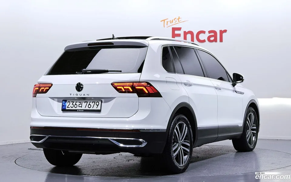Volkswagen Tiguan 2.0 TDI 2022 — миниатюра 2