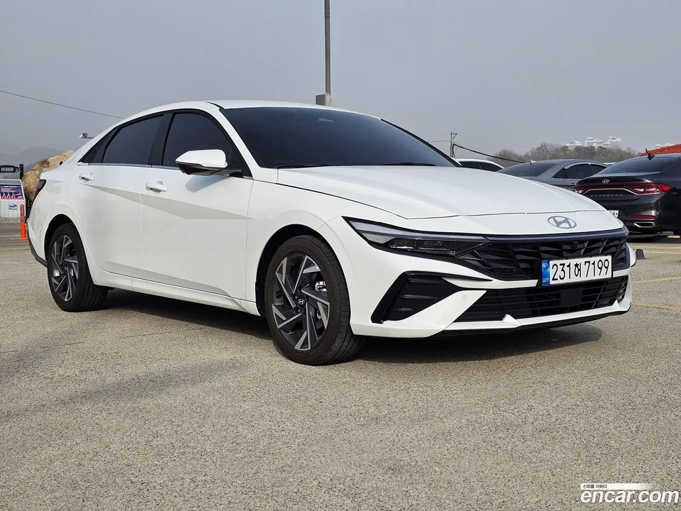 Hyundai Avante CN7 1.6 2025 — миниатюра 2