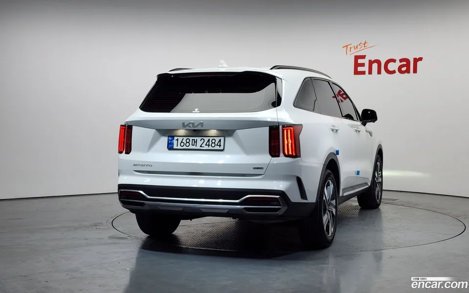 Kia Sorento HEV 1.6 2WD 2023 — миниатюра 4
