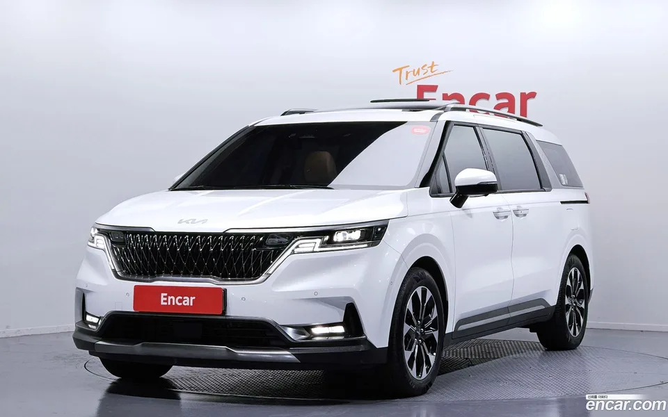 Kia Carnival 9 2023 — фото 1, купить с доставкой в Москву